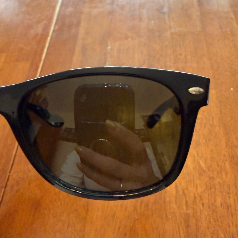 Black Raybans (Wayfarer) - Picture 7 of 8